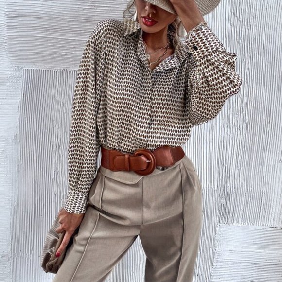 MODA ME COUTURE Tops - CHIC DOLLZ BLOUSE